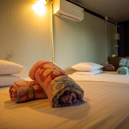Beach Box Resort At Rimlay 罗勇 外观 照片