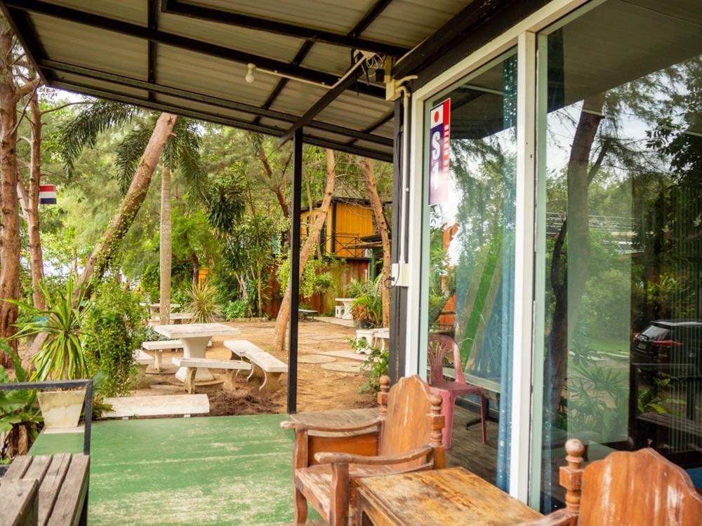 Beach Box Resort At Rimlay 罗勇 外观 照片