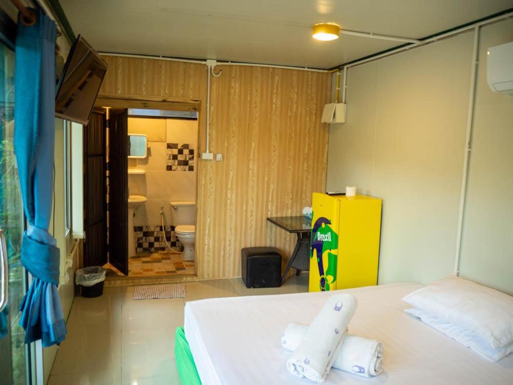 Beach Box Resort At Rimlay 罗勇 外观 照片